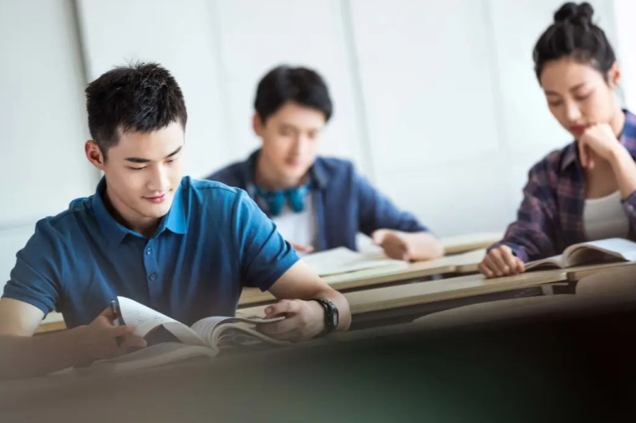 这些App涉及个人隐私，赶紧卸载！你手机里可能也有……