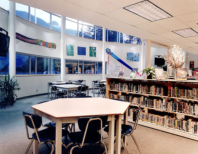 【财闻联播】国足新帅：目标打进世界杯！乌苏啤酒起诉