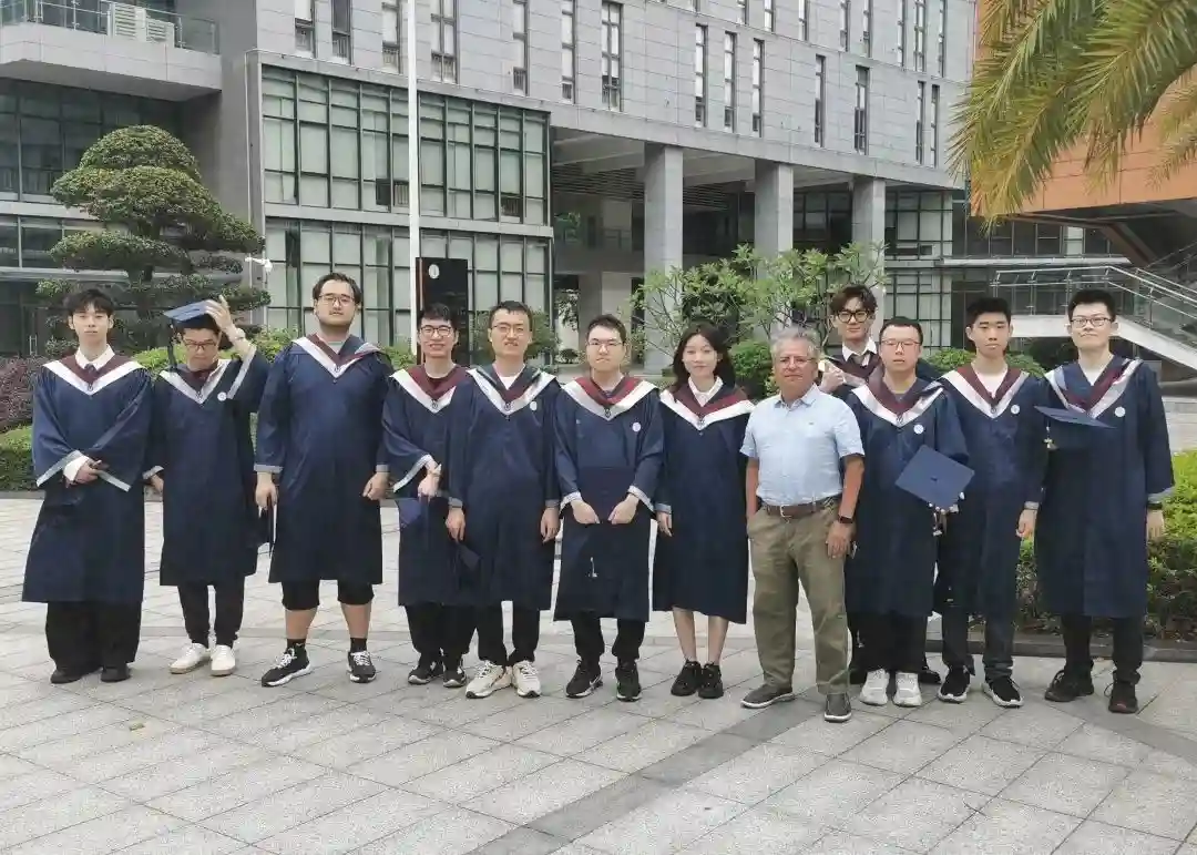 数学+计算机？广东名校“黄金组合”专业，首届毕业生，成绩突出