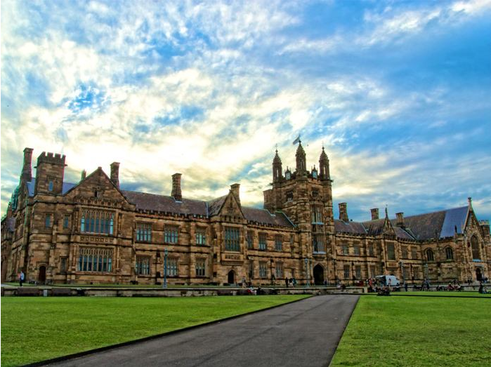 日本拟扩大专门学校留学生就业范围 以增加劳动力