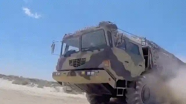 内塔尼亚胡叫嚣报复，以色列国防军：一个月几百块，玩什么命啊